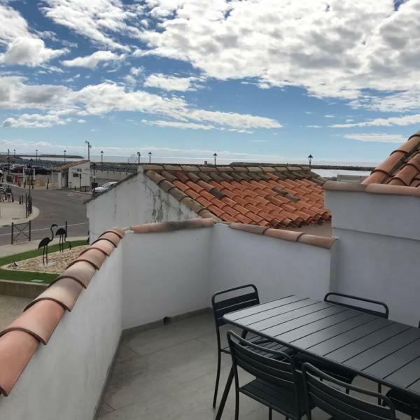 Appartement En Bord De Mer Saintes-Maries-de-la-Mer Exterior photo